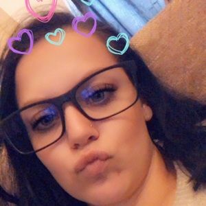 Meet your Posher, Lauraeve